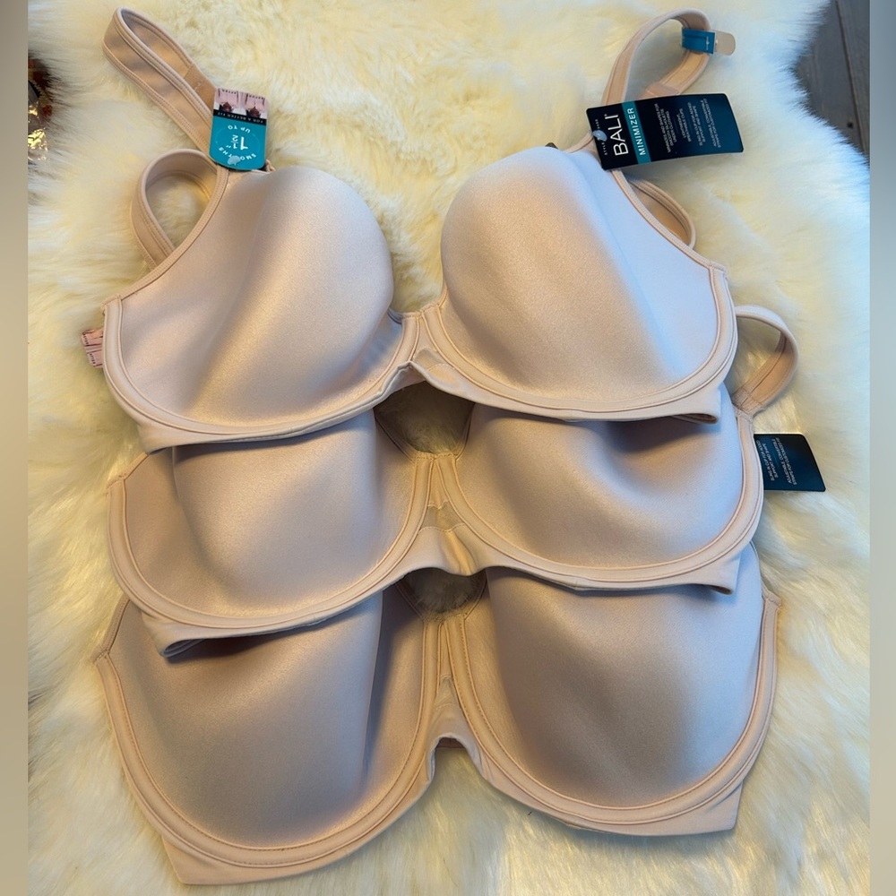 Set of 3 BALI Minimizer Bras - NWT  underwire 34DDD #3490